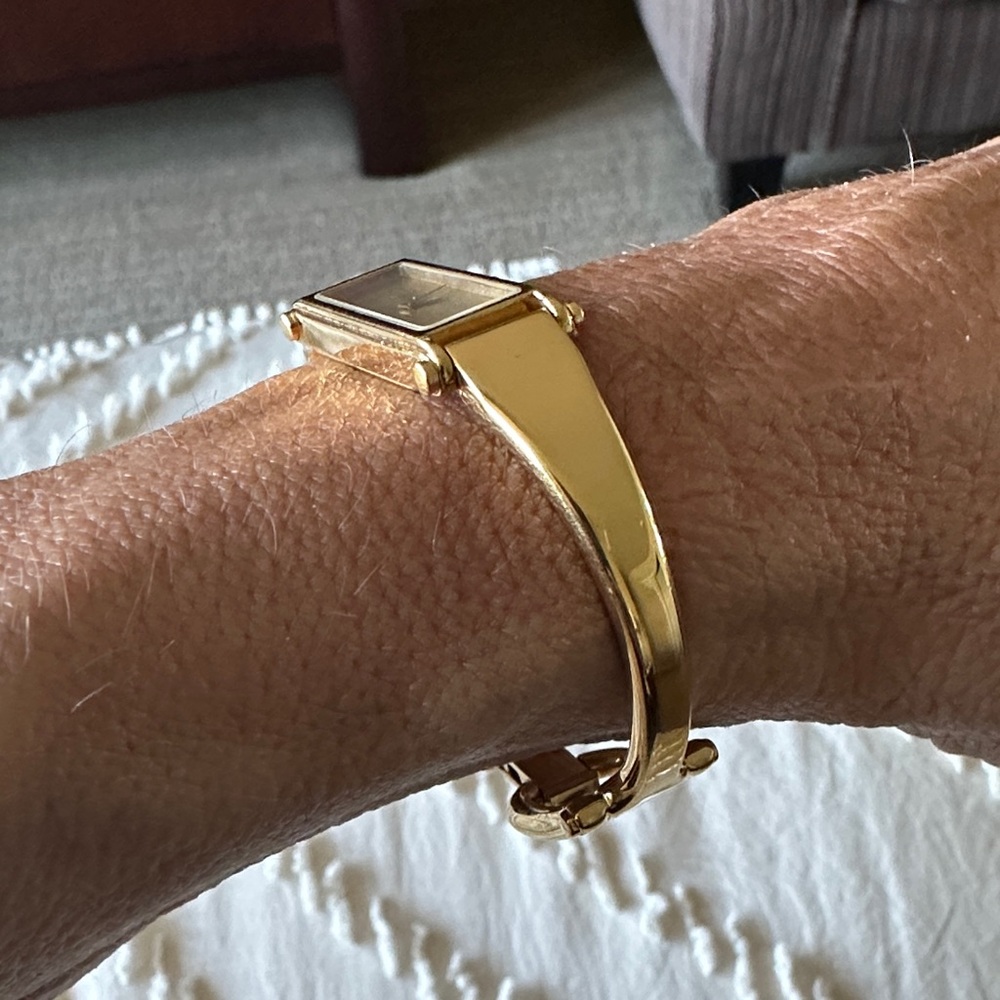 Gucci Gold-Tone Rectangular Timepiece - image 2